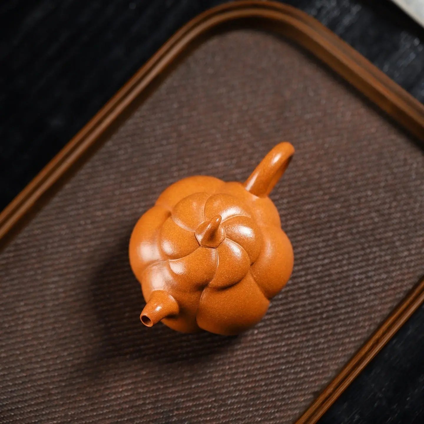 Jing Zhou Shi Piao 190cc - Yixing Handmade Teapot 江苏宜兴