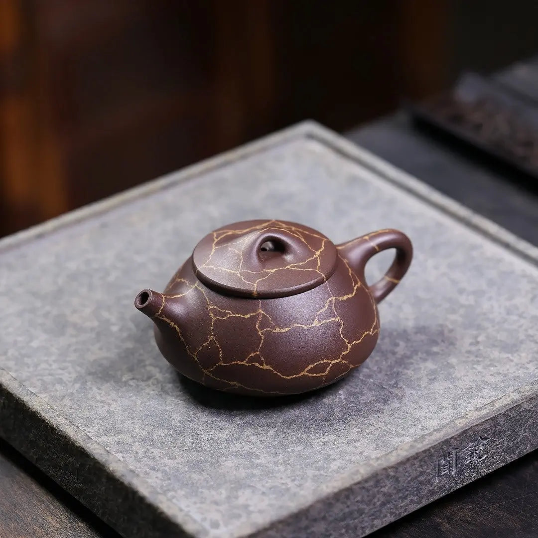 Jing Zhou Shi Piao 210cc - Yixing Handmade Teapot 江苏宜兴