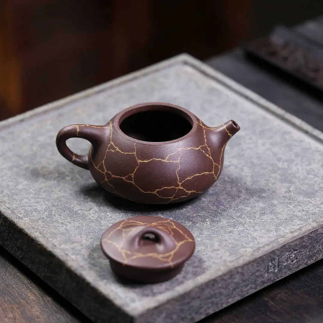 Jing Zhou Shi Piao 210cc - Yixing Handmade Teapot 江苏宜兴