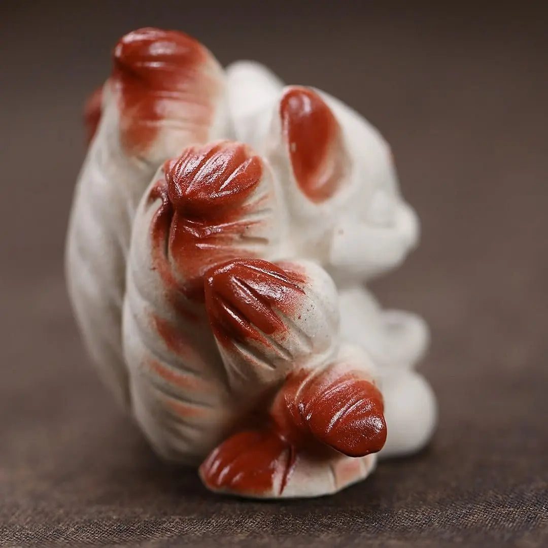 Jiu Wei Hu - Tea Pet 江苏宜兴