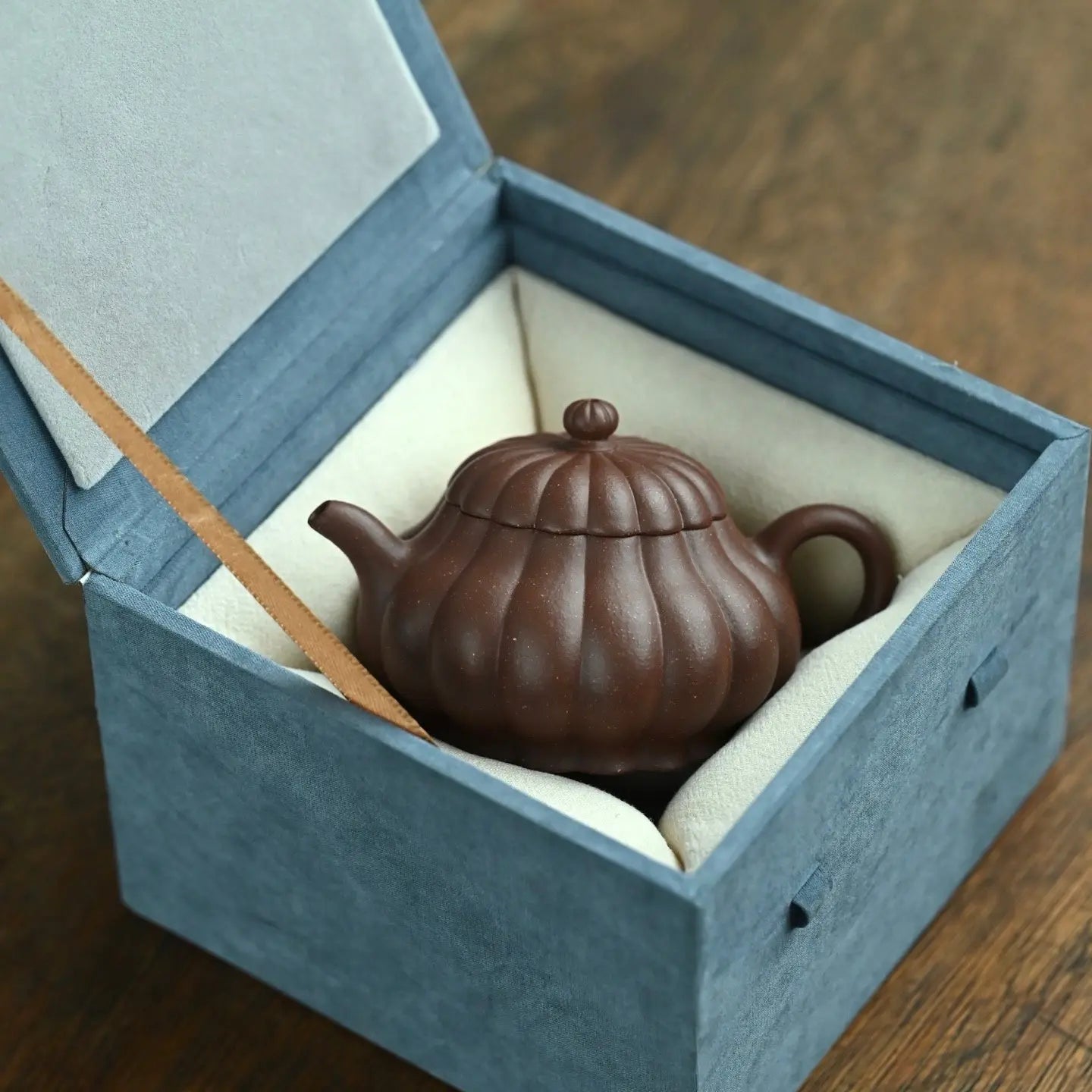 Ju Ban 150cc - Yixing Handmade Teapot 江苏宜兴