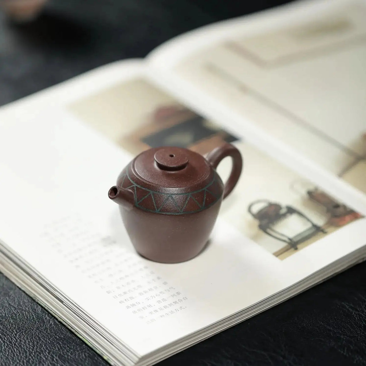 Ju Lun 110cc - Yixing Handmade Teapot 江苏宜兴