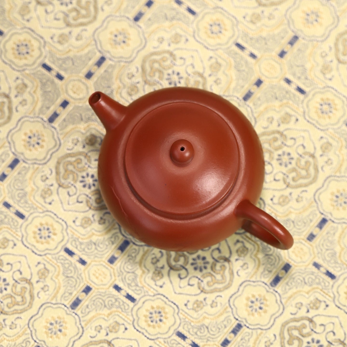 Ju Lun 120cc - Yixing Handmade Teapot 江苏宜兴
