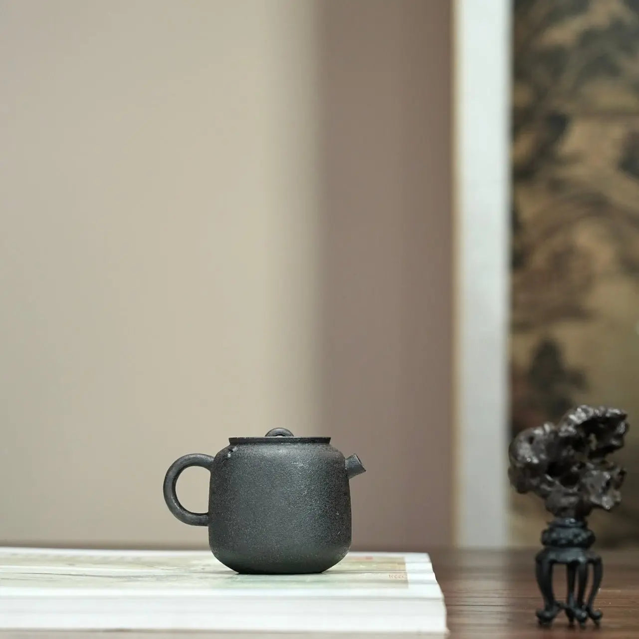 Ju Lun 130cc - Yixing Handmade Teapot 江苏宜兴