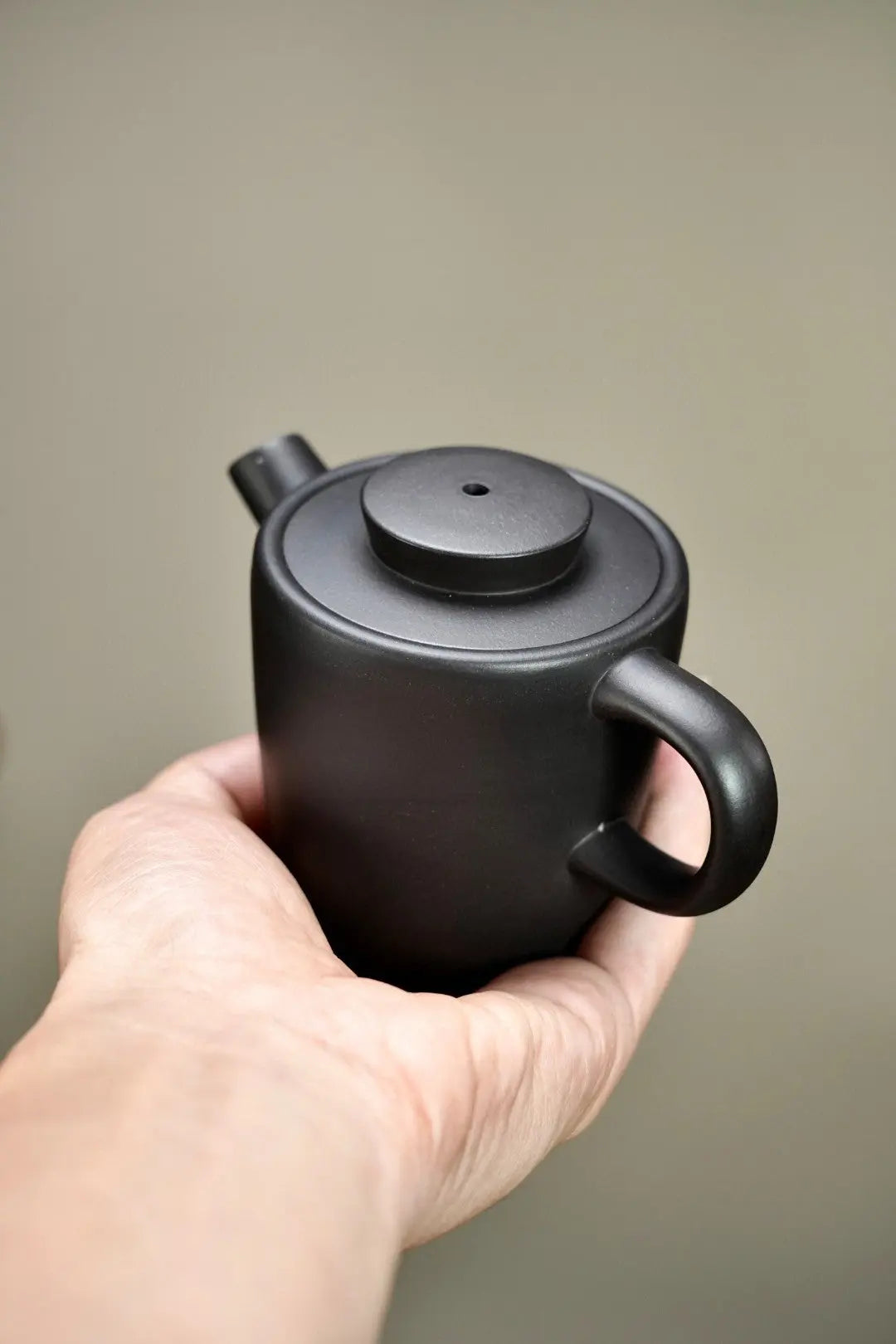 Ju Lun 180cc - Yixing Handmade Teapot 江苏宜兴