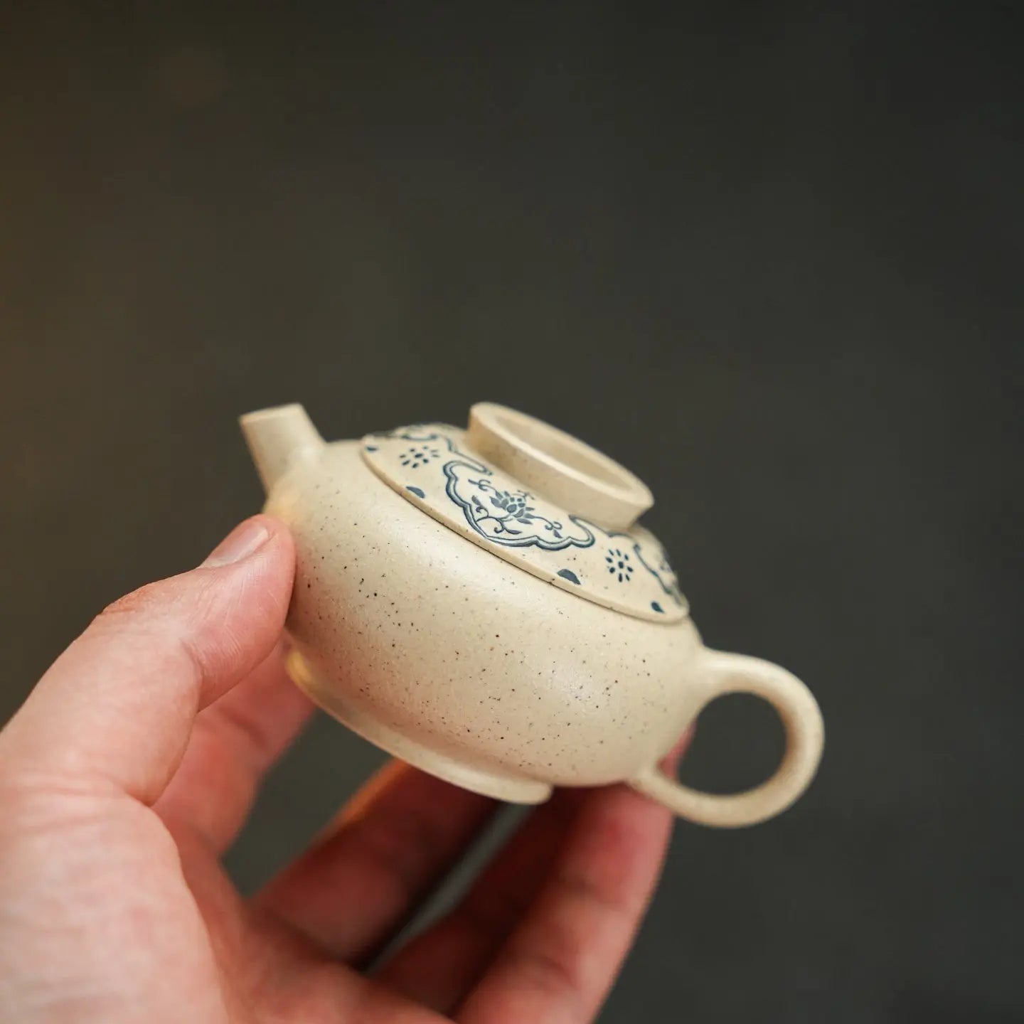 Ju Lun 85cc - Yixing Handmade Teapot 江苏宜兴