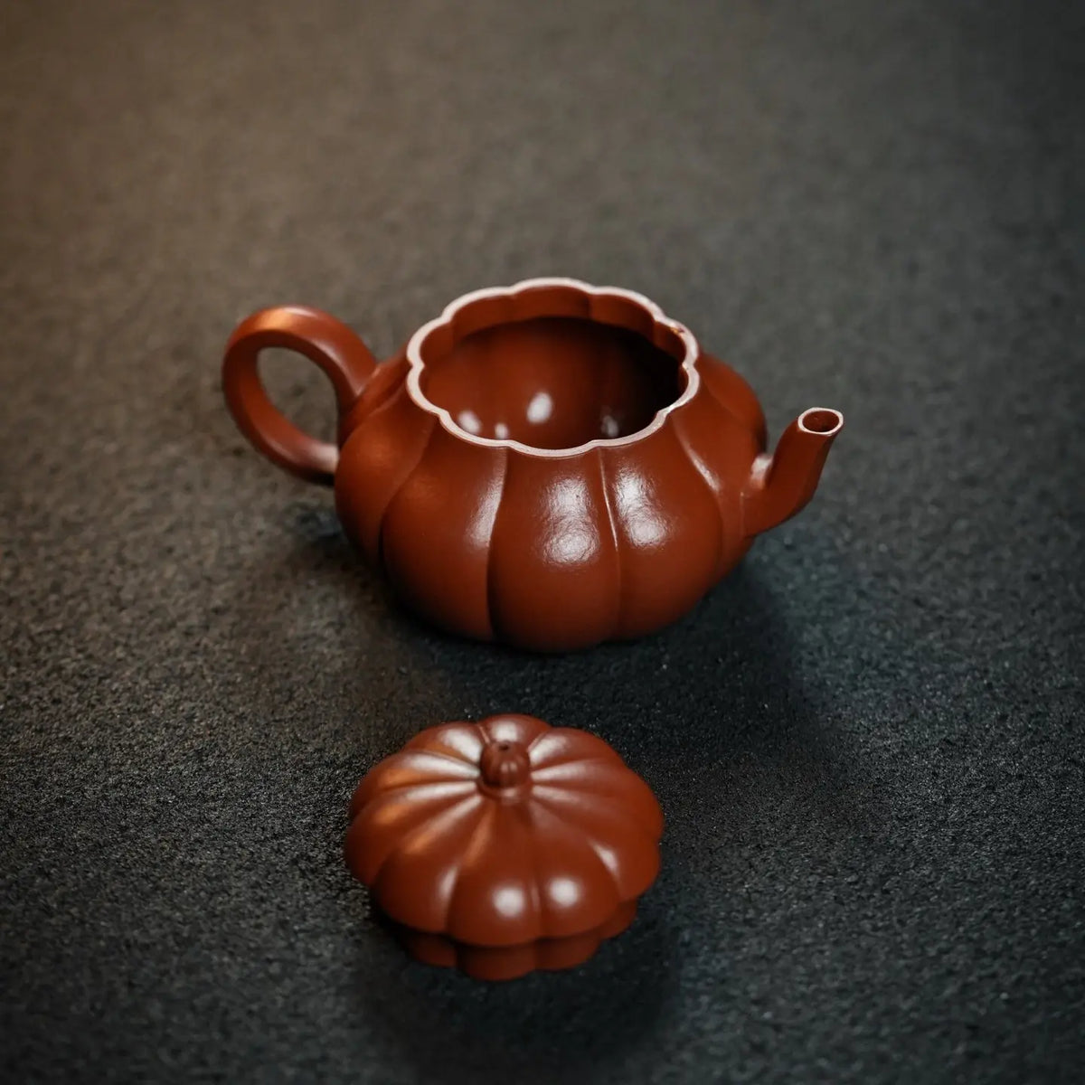 Jun De 100cc - Yixing Handmade Teapot 江苏宜兴