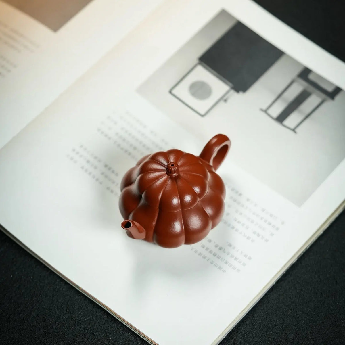 Jun De 100cc - Yixing Handmade Teapot 江苏宜兴