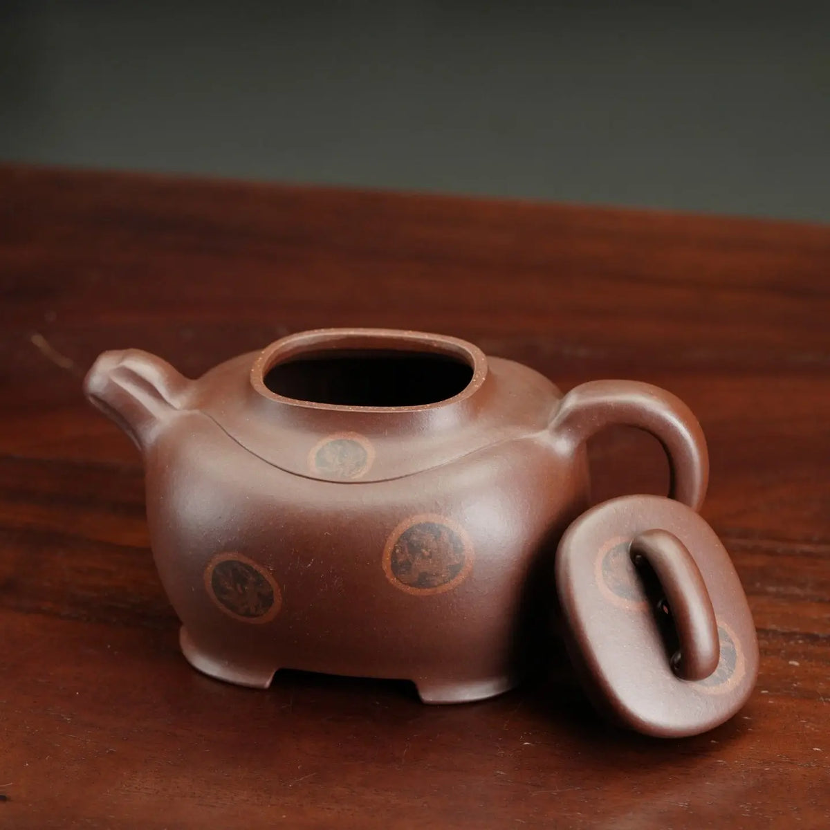 Jun Wei 550cc - Yixing Handmade Teapot 【DM for price】 江苏宜兴