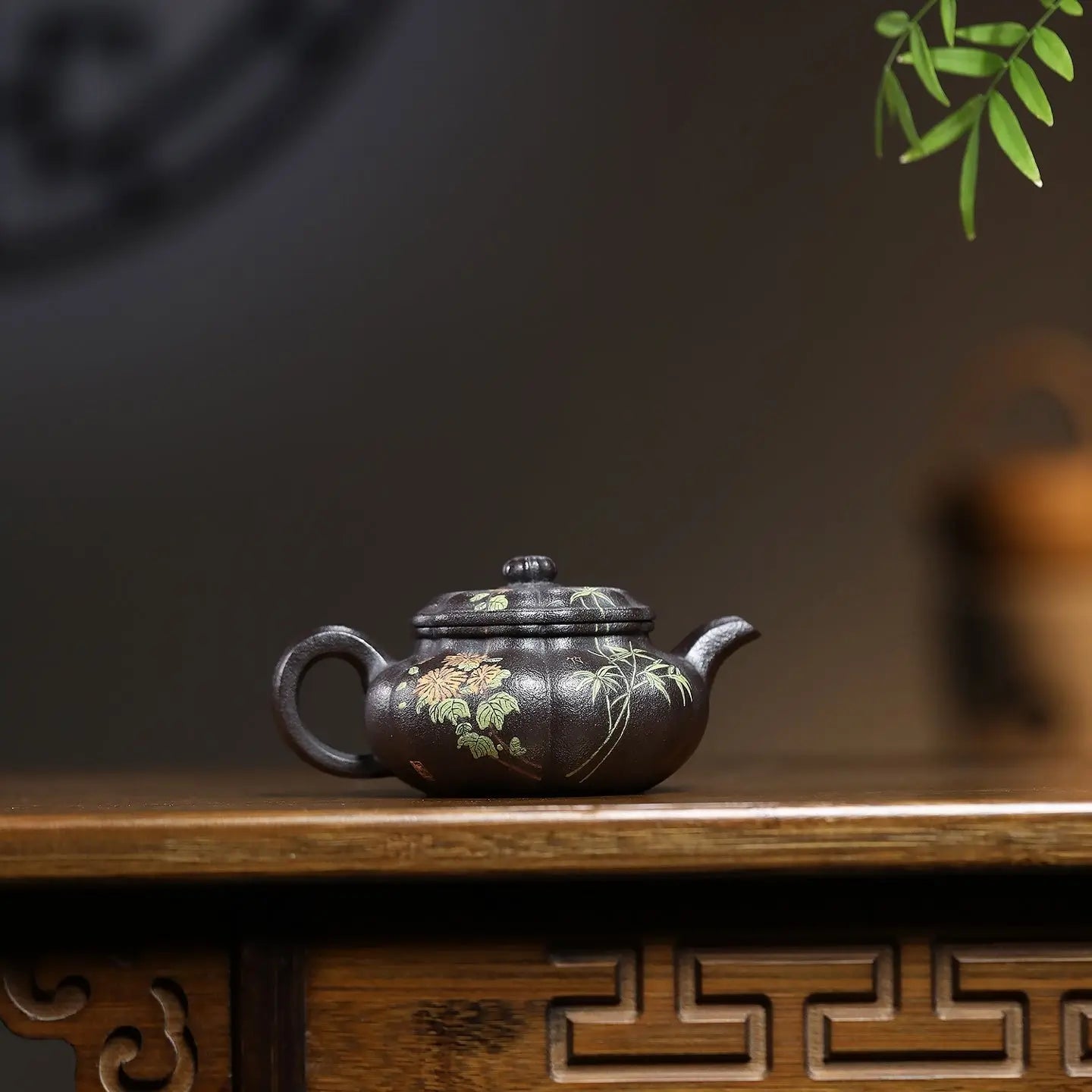 Kui Fang Gu 150cc - Yixing Handmade Teapot 江苏宜兴
