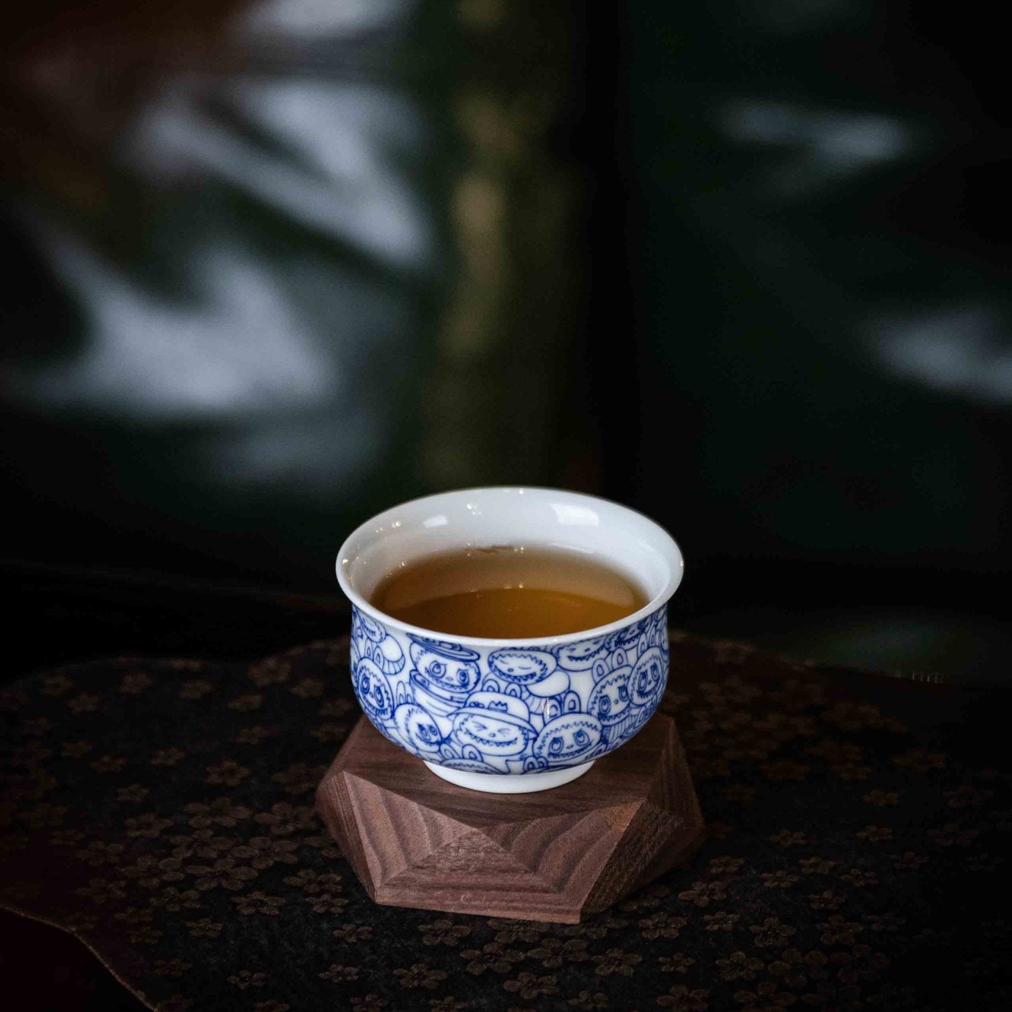 La Bu Bu 100cc - Jing De Zhen Porcelain Teacup zycschina