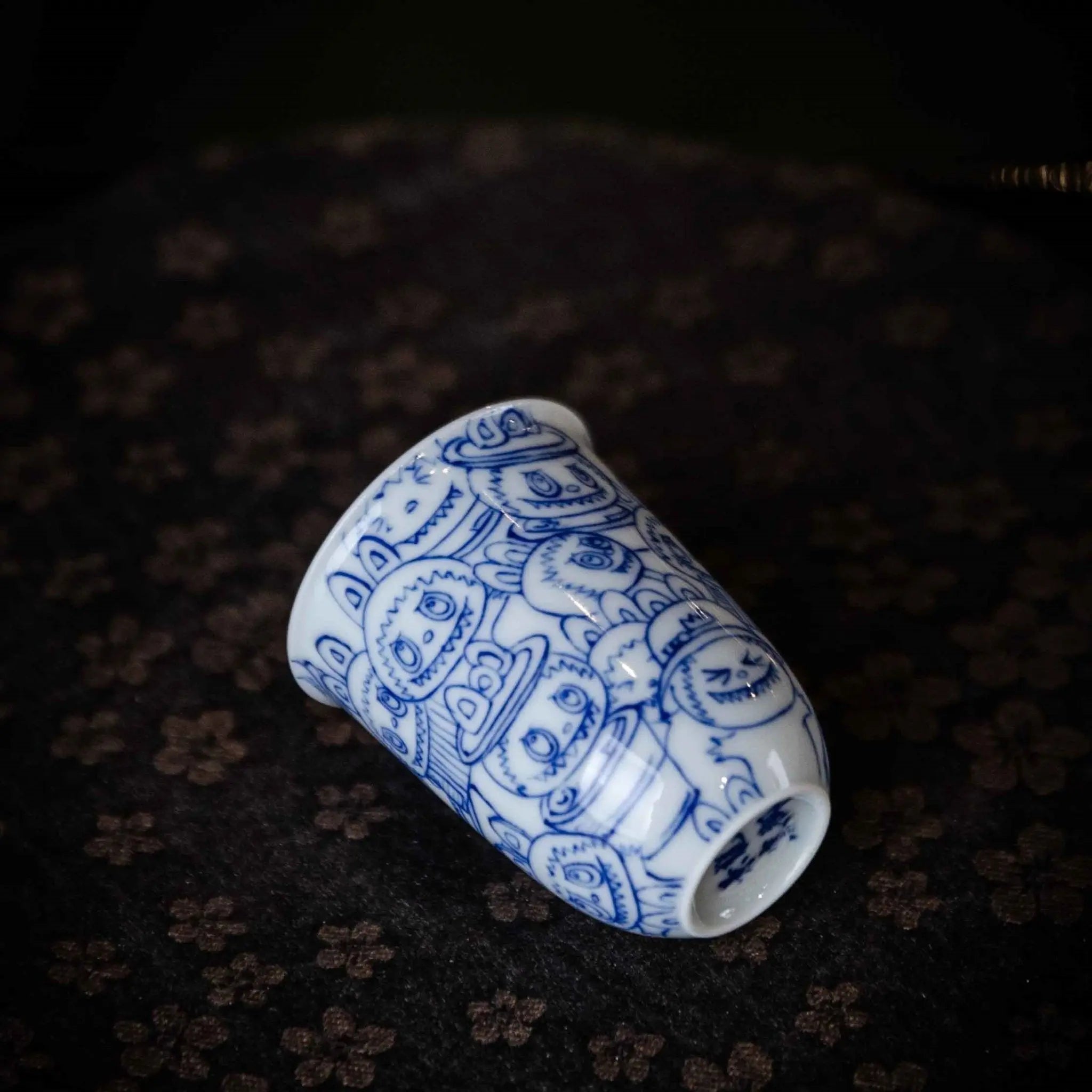 La Bu Bu 40cc - Jing De Zhen Porcelain Teacup zycschina