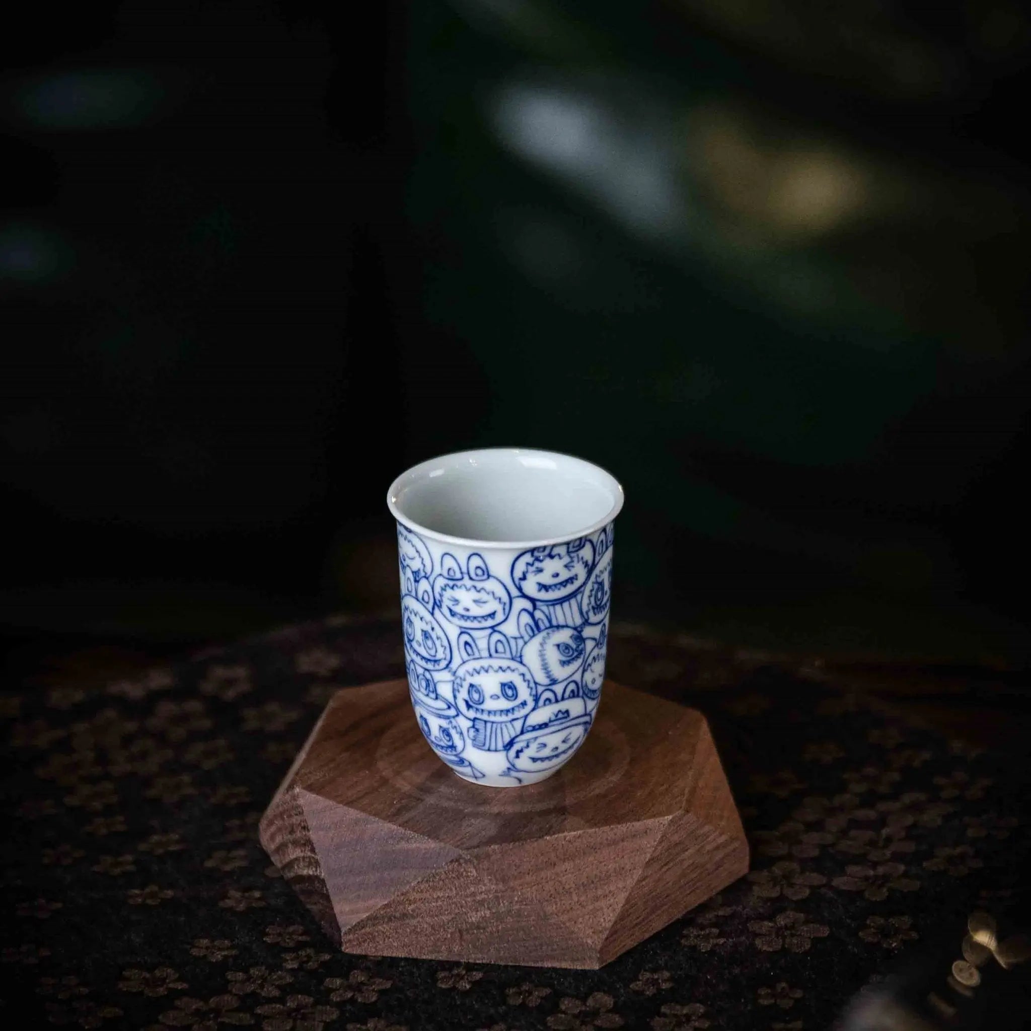 La Bu Bu 40cc - Jing De Zhen Porcelain Teacup zycschina
