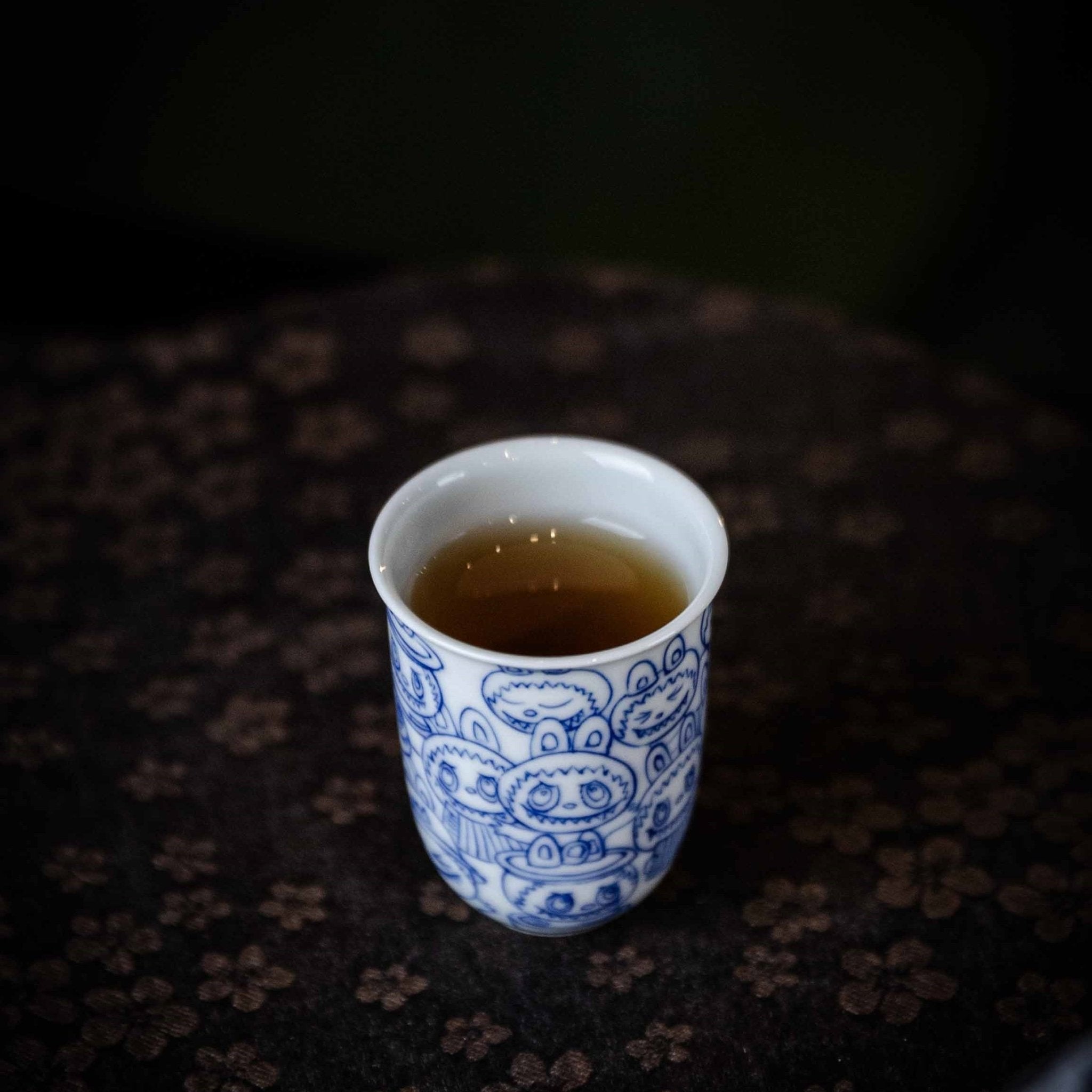 La Bu Bu 40cc - Jing De Zhen Porcelain Teacup zycschina