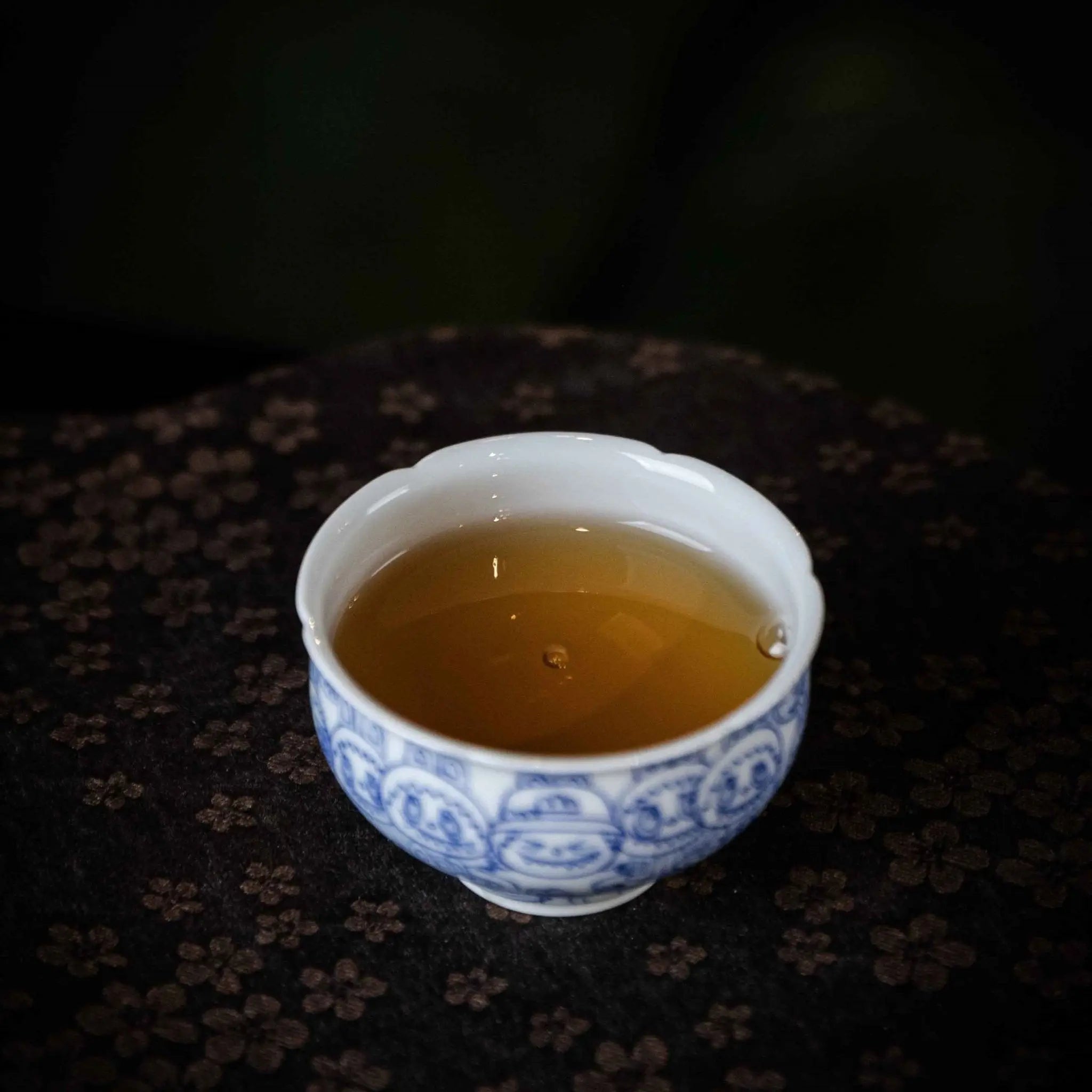 La Bu Bu 90cc - Jing De Zhen Porcelain Teacup zycschina