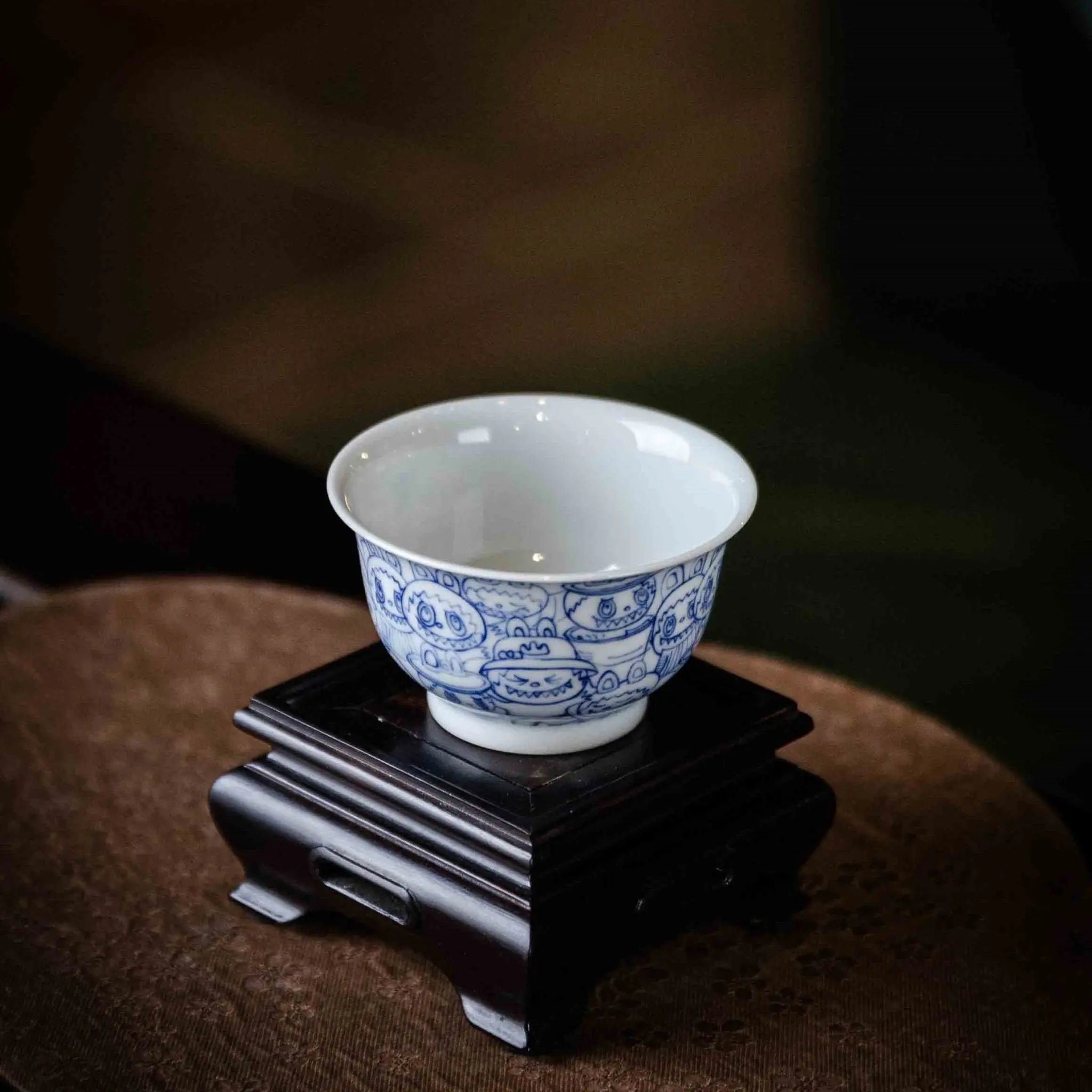 La Bu Bu 90cc - Jing De Zhen Porcelain Teacup zycschina