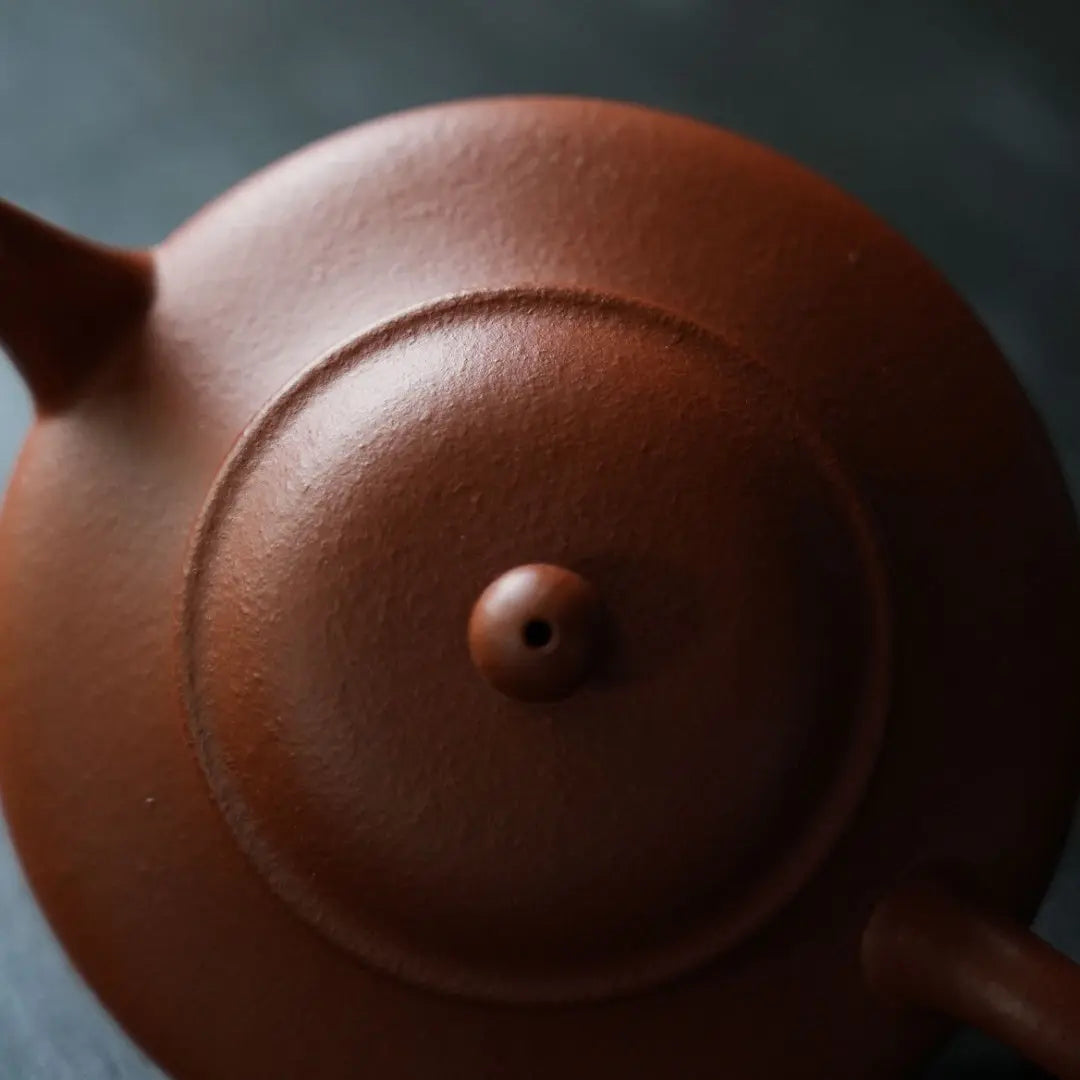 Level 120cc - Yixing Handmade Teapot 江苏宜兴