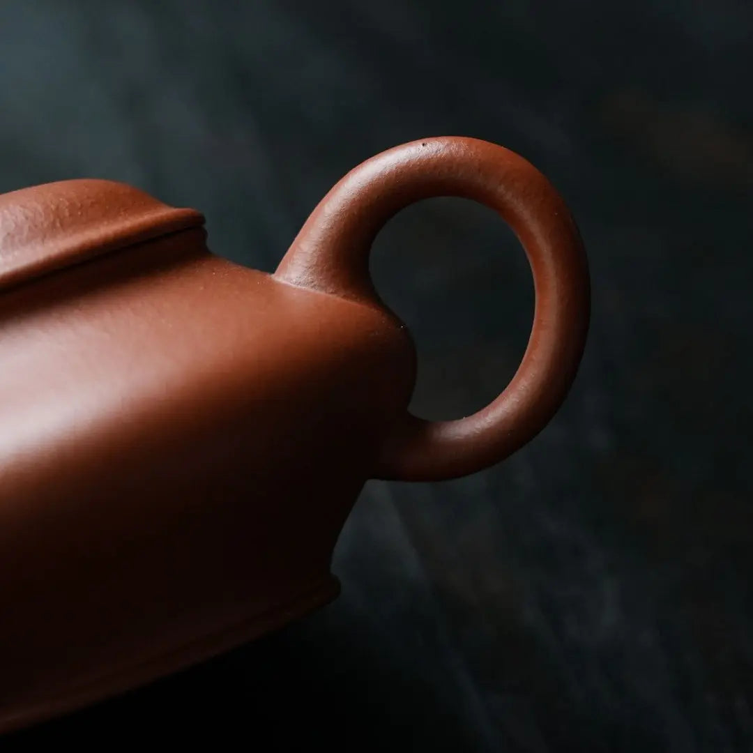Level 120cc - Yixing Handmade Teapot 江苏宜兴