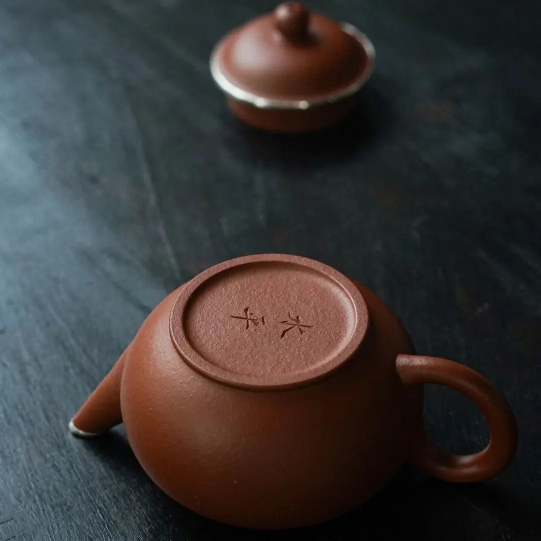 Level 120cc - Yixing Handmade Teapot 江苏宜兴