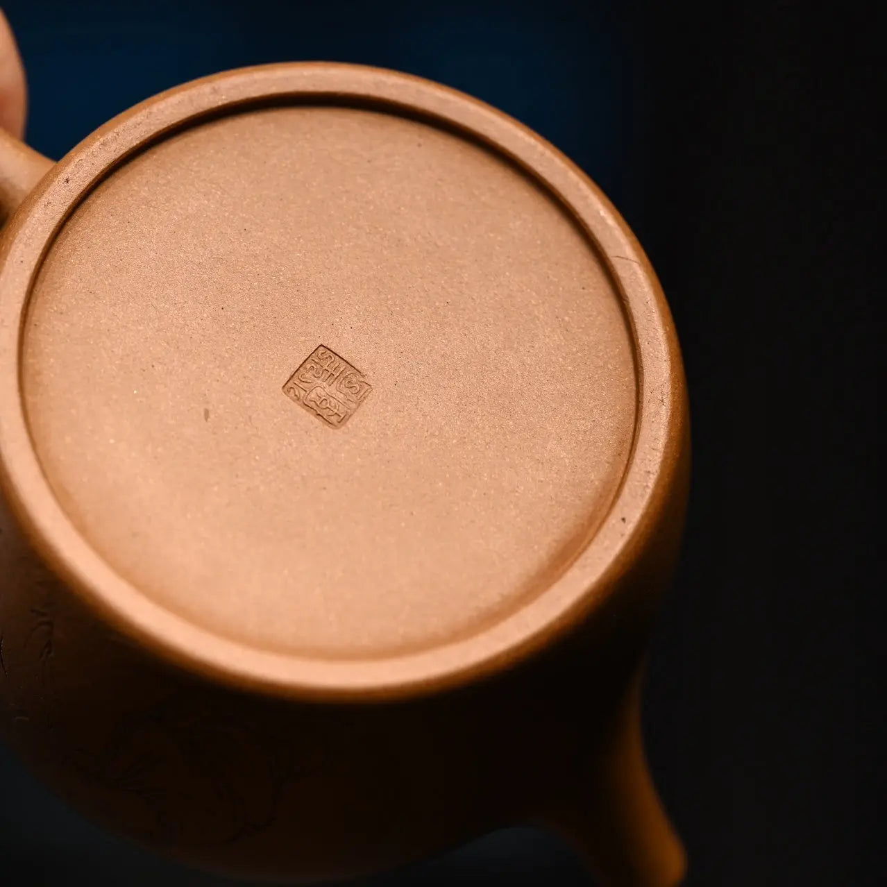 Li Mao 200cc - Yixing Handmade Teapot 江苏宜兴
