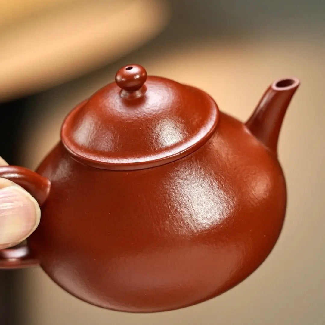 Li Shi 120cc - Yixing Handmade Teapot 江苏宜兴