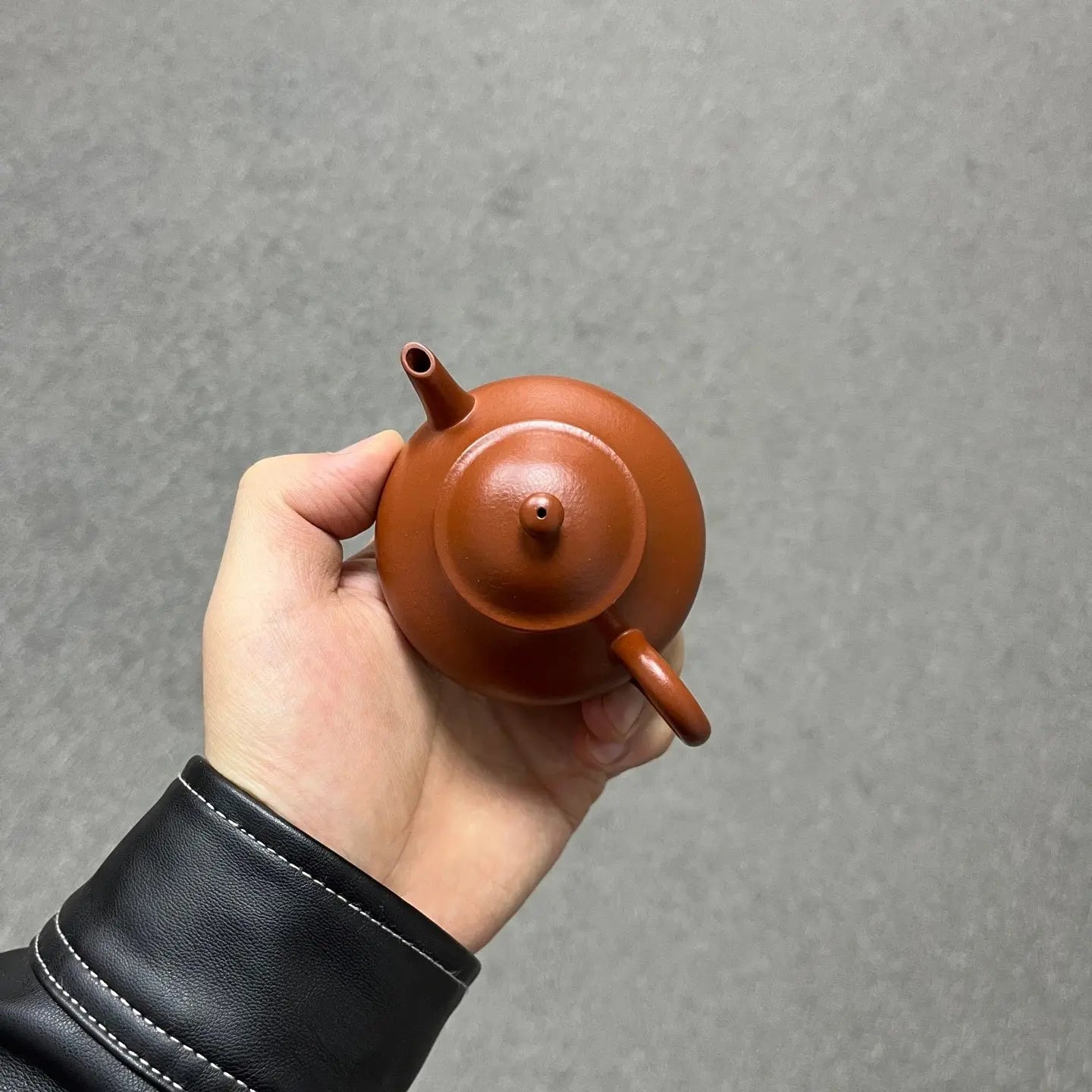 Li Shi 120cc - Yixing Handmade Teapot 江苏宜兴