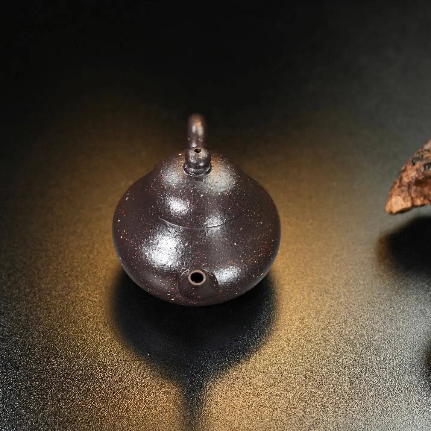 Li Shi 120cc - Yixing Handmade Teapot 江苏宜兴