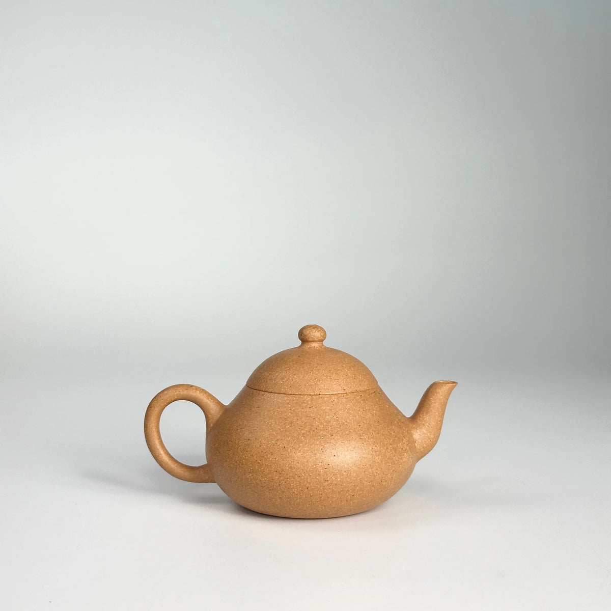 Li Xing 120cc - Yixing Handmade Teapot 江苏宜兴