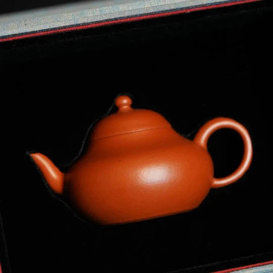 Li Xing 160cc - Yixing Handmade Teapot 江苏宜兴