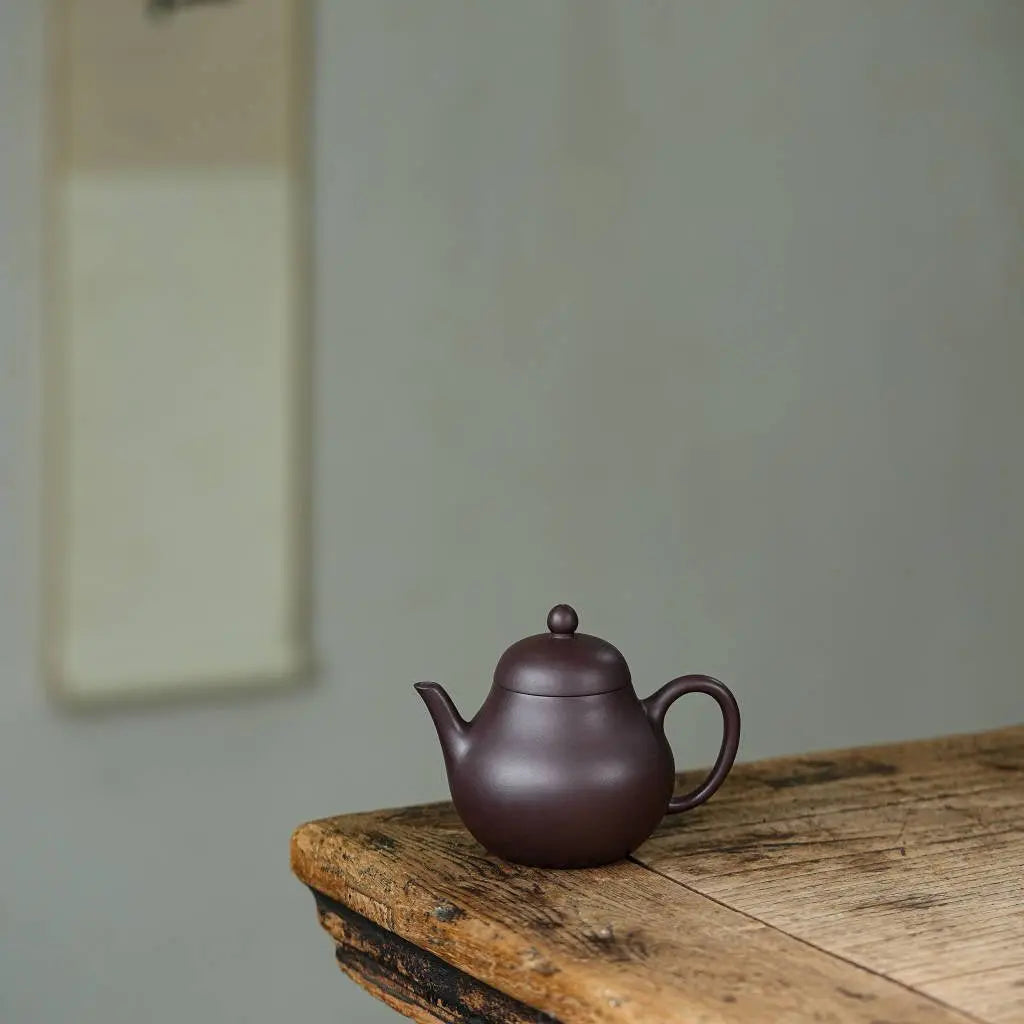 Li Xing 200cc - Yixing Handmade Teapot 江苏宜兴