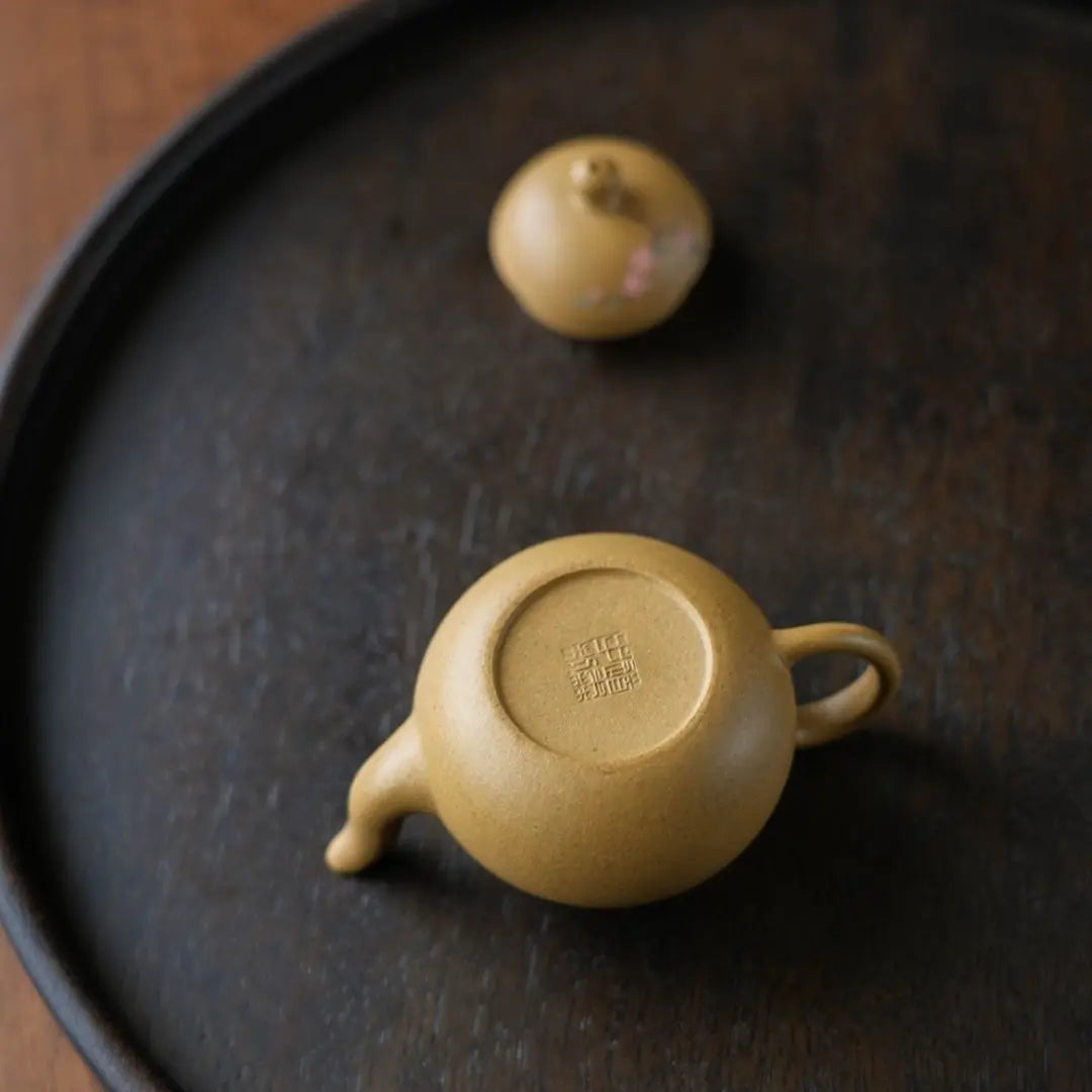 Li Xing 80cc - Yixing Handmade Teapot 江苏宜兴