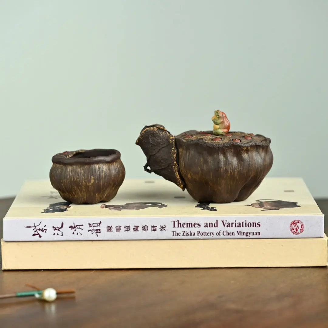 Lian Peng Set 250cc - Yixing Handmade Teapot 江苏宜兴