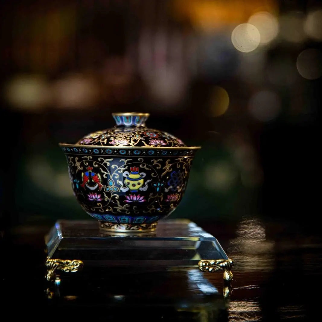 Lian Tuo Ba Bao 100cc - Jing De Zhen Porcelain Gaiwan zycschina