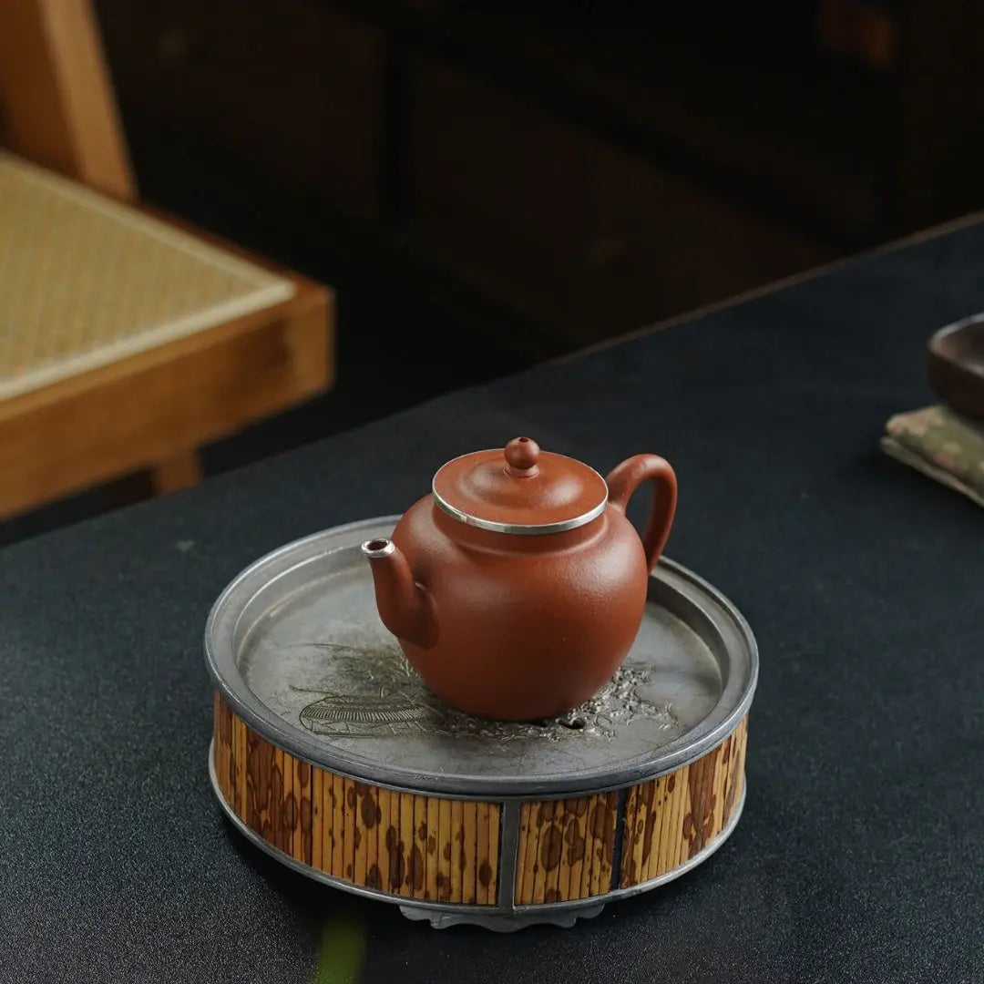 Lian Zi 120cc - Yixing Handmade Teapot 江苏宜兴