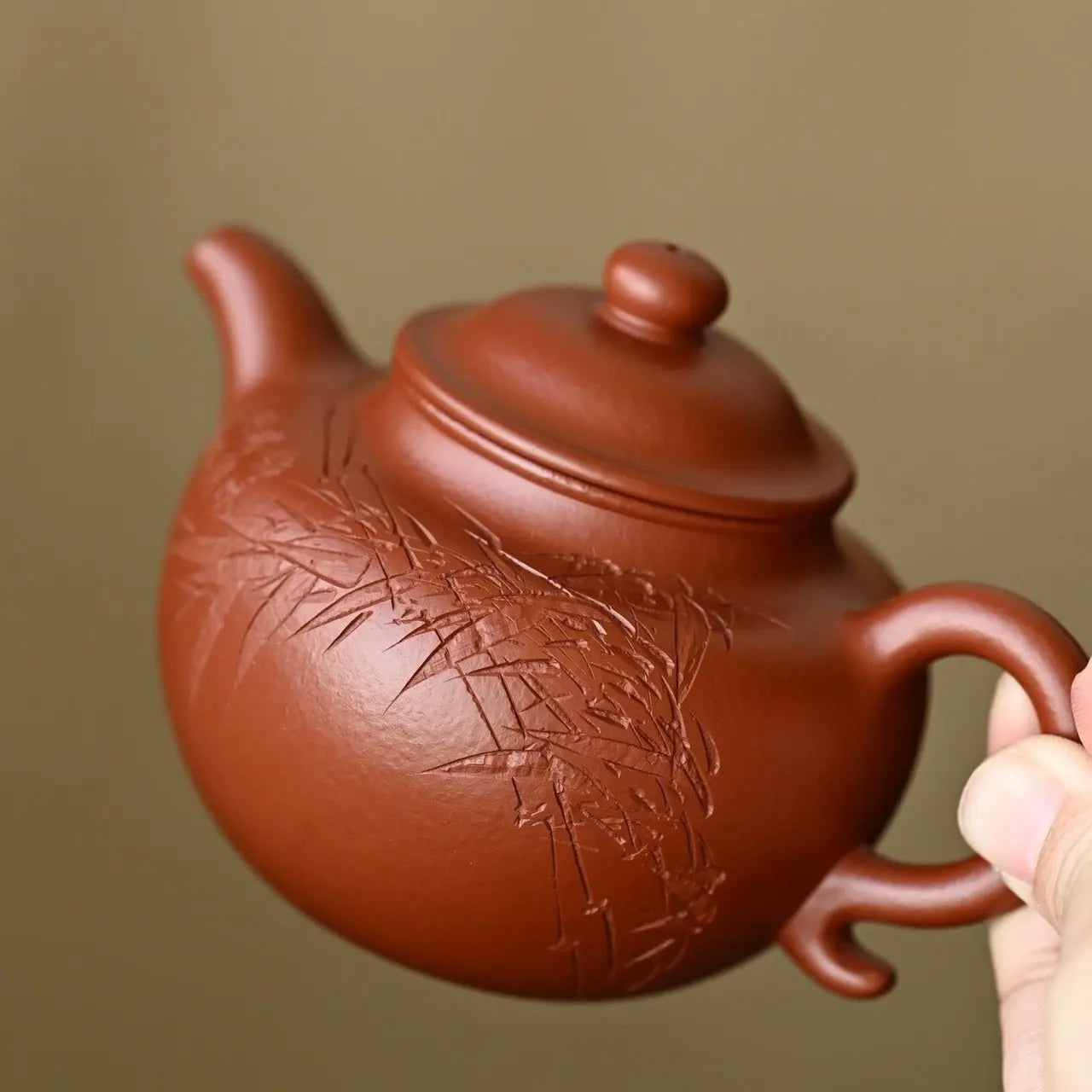Lian Zi 210cc - Yixing Handmade Teapot 江苏宜兴