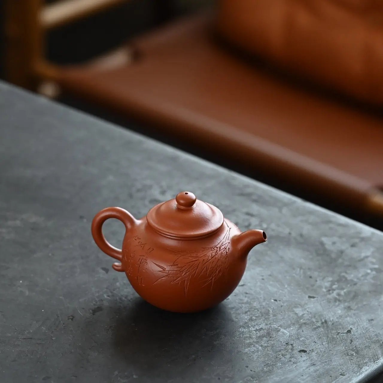 Lian Zi 210cc - Yixing Handmade Teapot 江苏宜兴