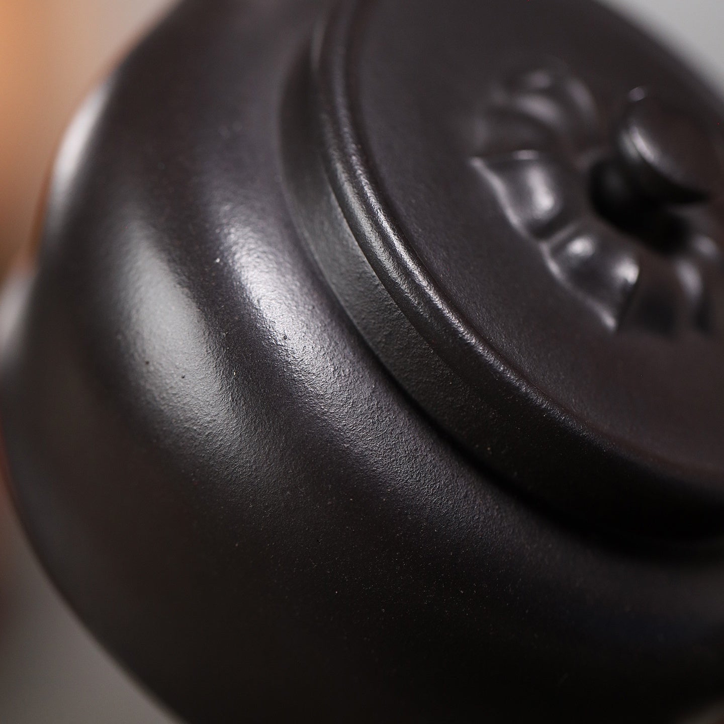 Ling Hua Bian Gu 190cc - Yixing Handmade Teapot 江苏宜兴