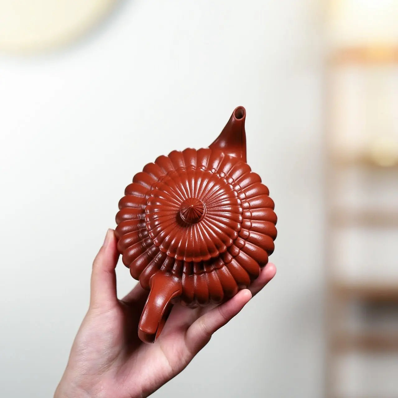Ling Hua Xiao Ying 190cc - Yixing Handmade Teapot 江苏宜兴