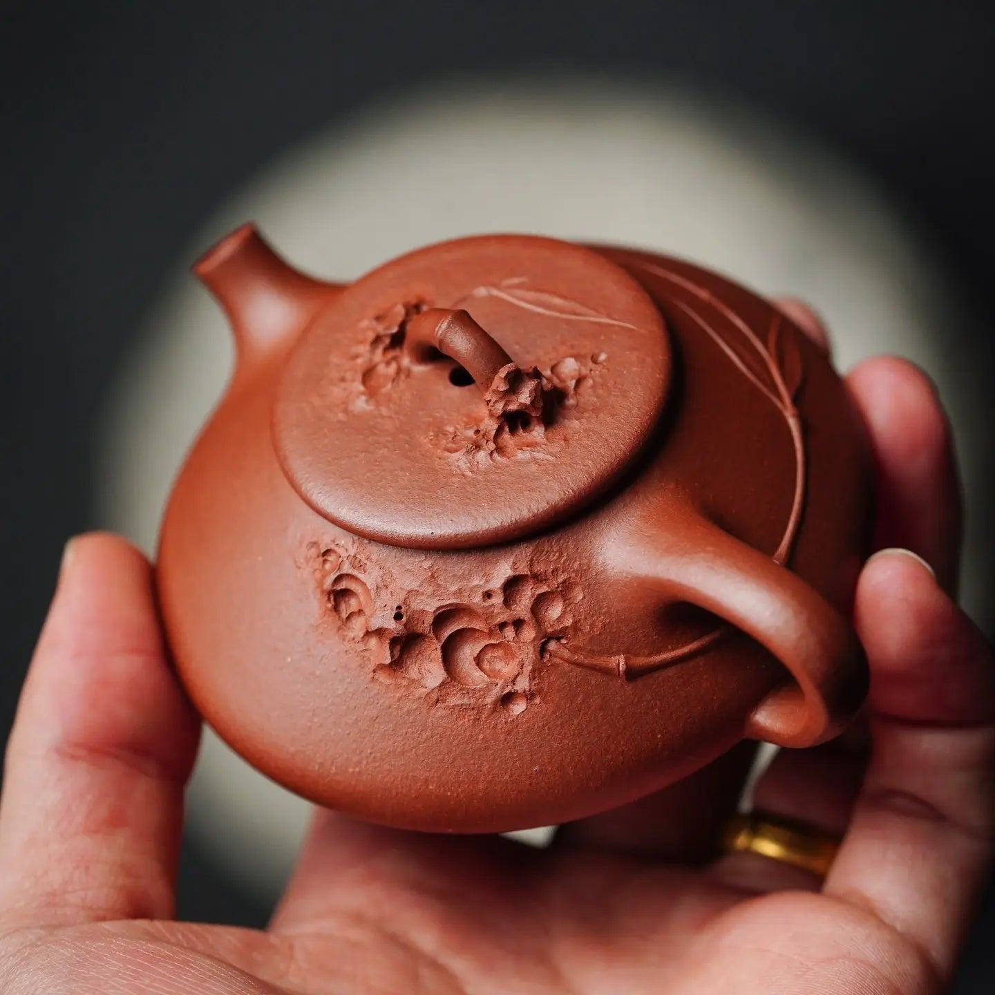 Ling Shi Shi Piao 110cc - Yixing Handmade Teapot 江苏宜兴