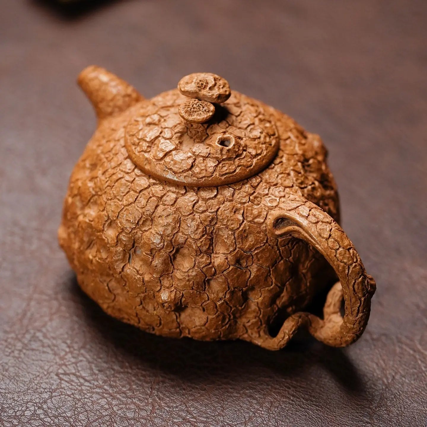 Ling Zhi Gong Chun 220cc - Yixing Handmade Teapot 江苏宜兴