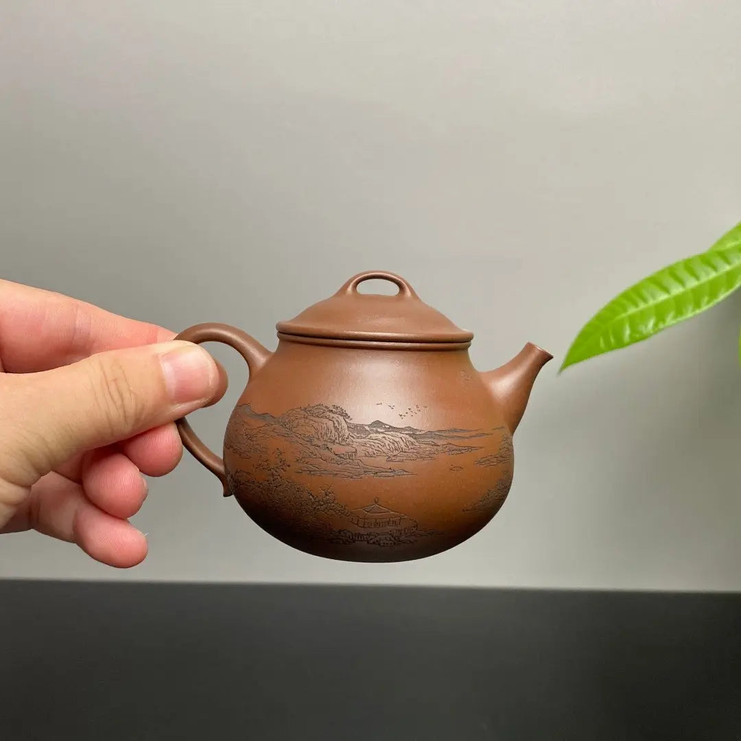 Ling Zhu 160cc - Yixing Handmade Teapot 江苏宜兴