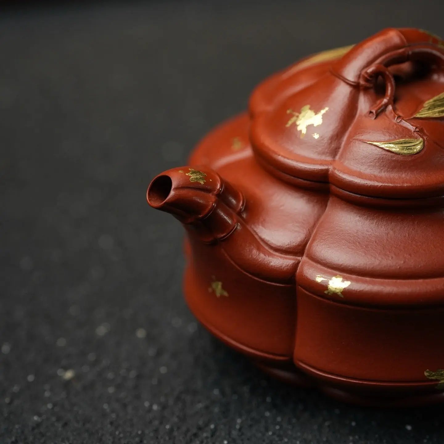 Liu Ban Zhu Gu 170cc - Yixing Handmade Teapot 江苏宜兴