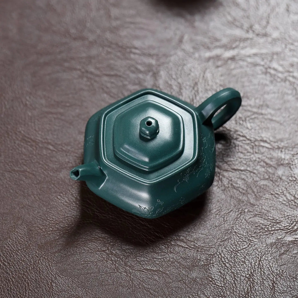 Liu Fang Gu Yun 160cc - Yixing Handmade Teapot 江苏宜兴