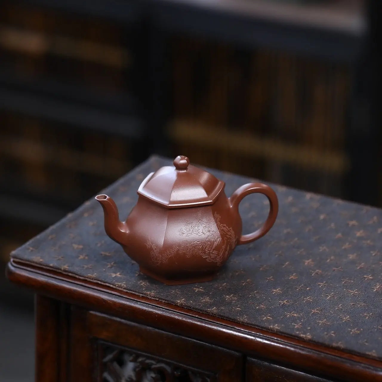 Liu Fang Jin Pan 150cc - Yixing Handmade Teapot 江苏宜兴