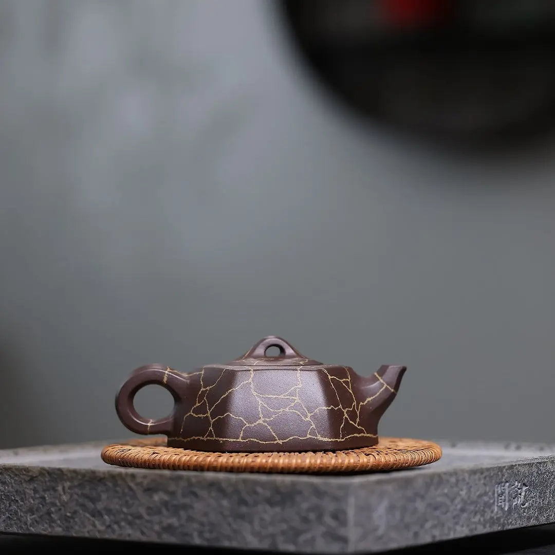 Liu Fang Jing Lan 150cc - Yixing Handmade Teapot 江苏宜兴