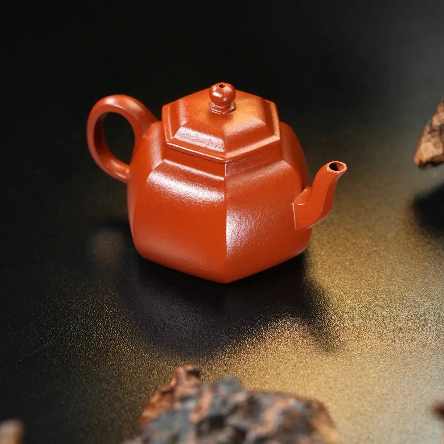 Liu Fang Ju Shi 130cc - Yixing Handmade Teapot 江苏宜兴