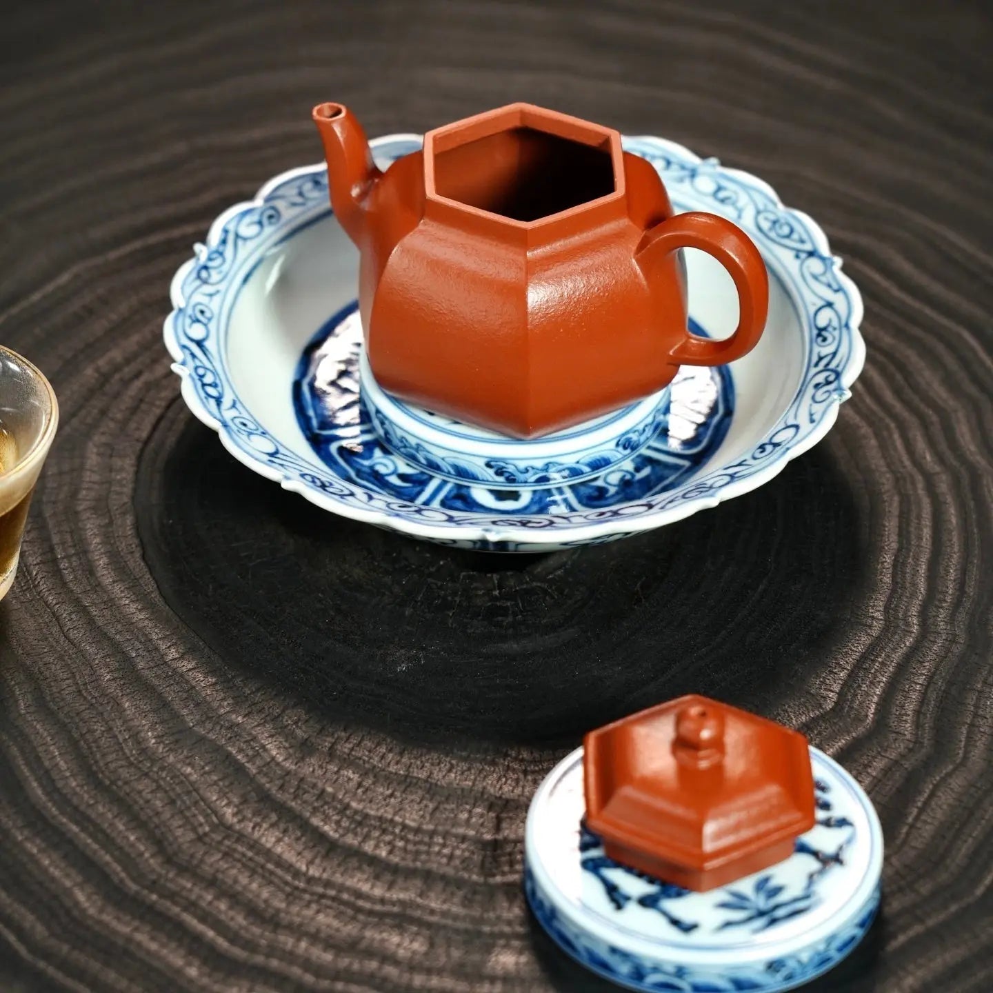 Liu Fang Ju Shi 130cc - Yixing Handmade Teapot 江苏宜兴