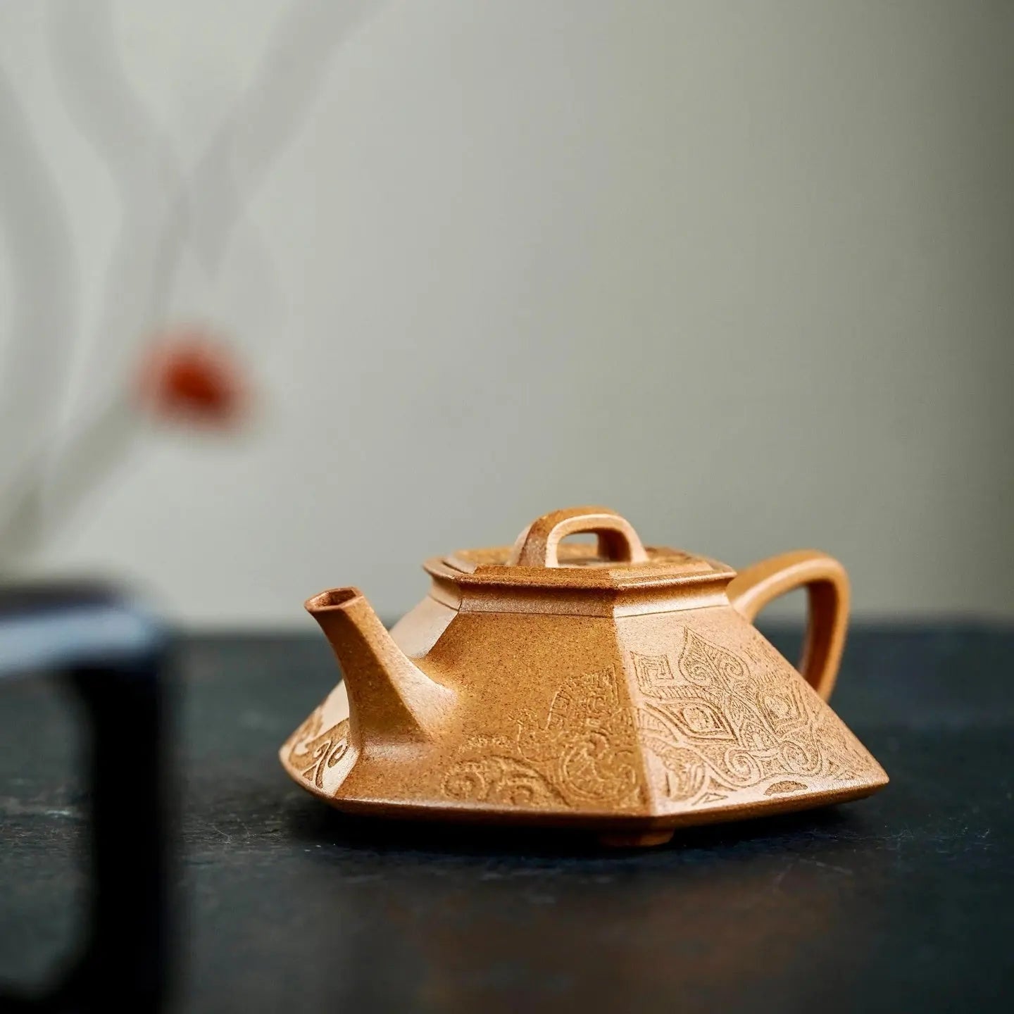Liu Fang Ke Piao 160cc - Yixing Handmade Teapot 江苏宜兴