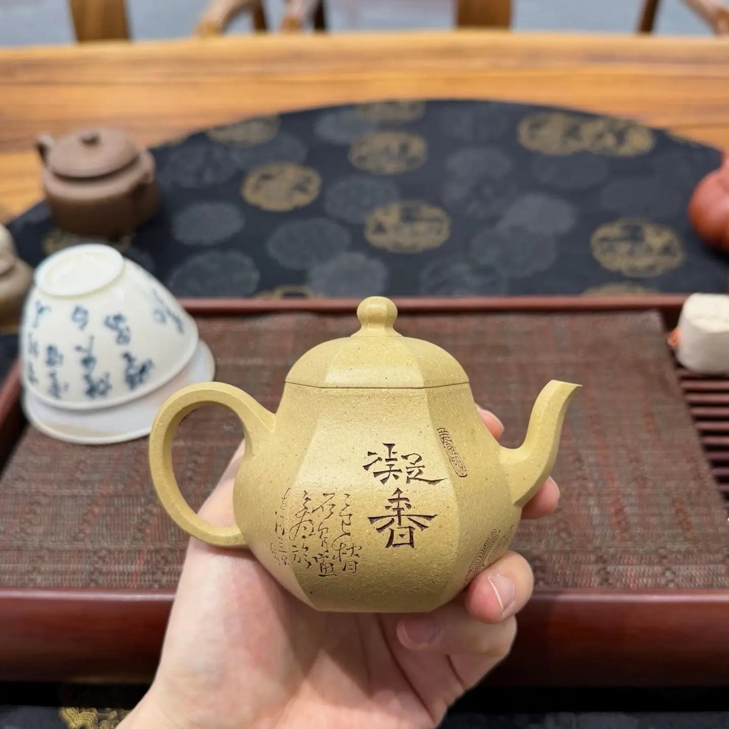 Liu Fang Li Xing 160cc - Yixing Handmade Teapot 江苏宜兴