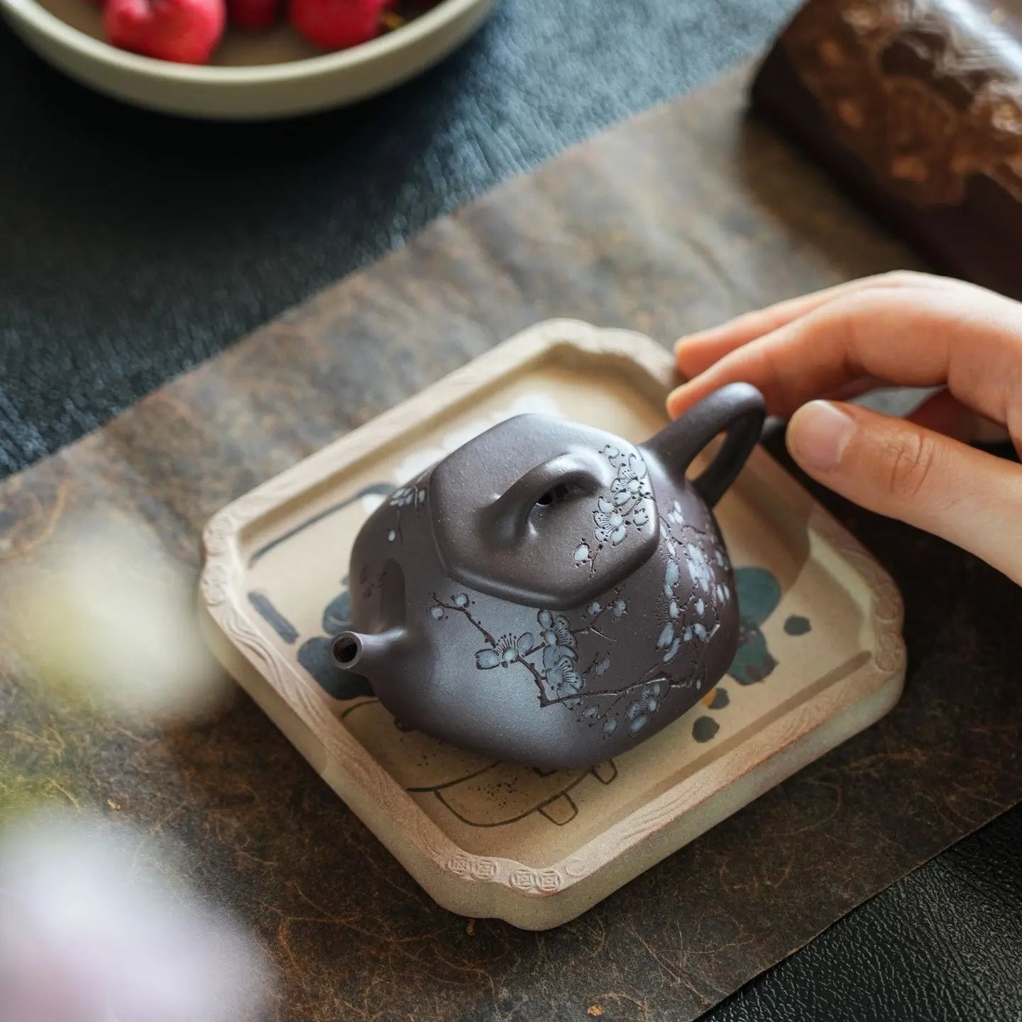 Liu Fang Shi Piao 110cc - Yixing Handmade Teapot 江苏宜兴